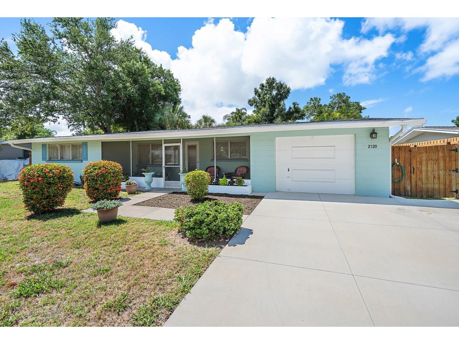 2120 La Salle Street Sarasota FL 34231 A4697106 image1