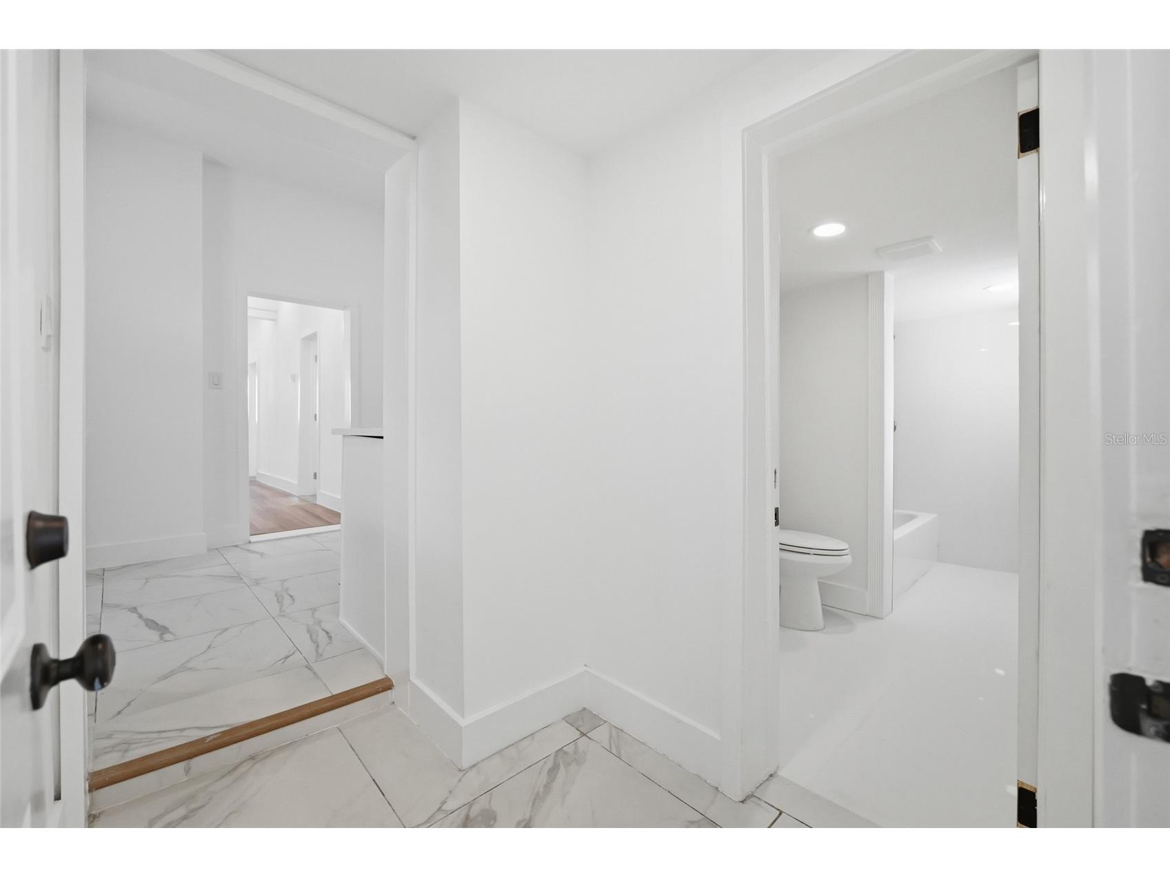 2120 W Nassau Street Tampa FL 33607 TB8498870 image15