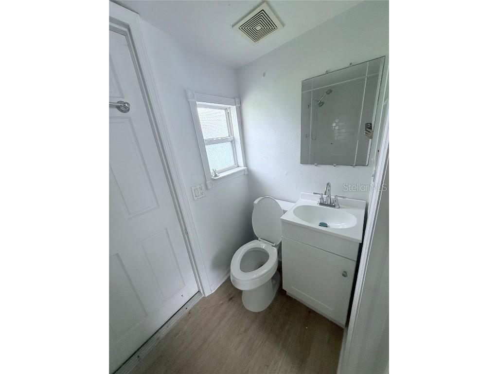 2120B Carlton Drive Orlando FL 32806 O6326660 image6