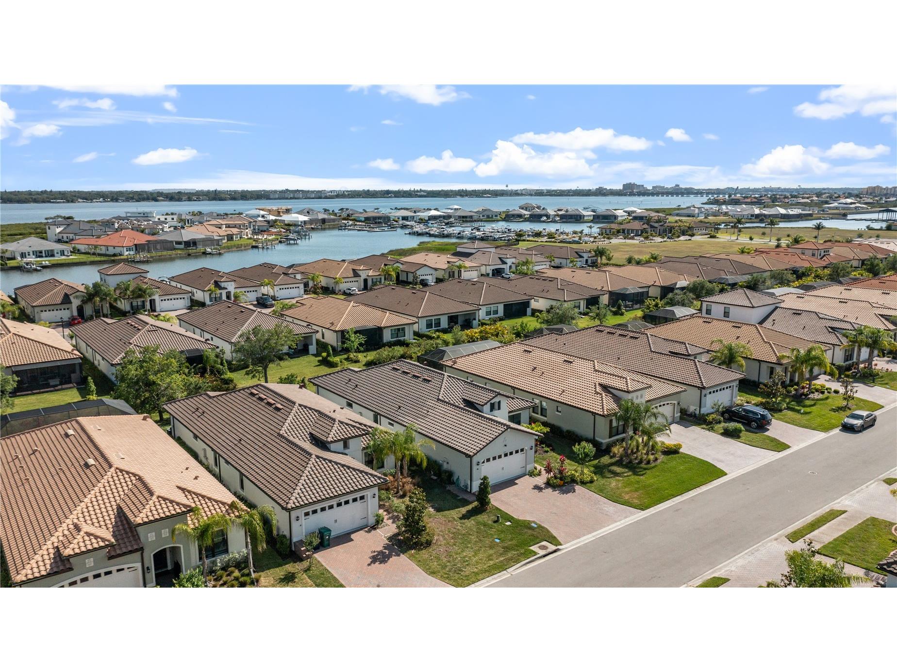 2121 6th Street E Palmetto FL 34221 TB8496887 image5