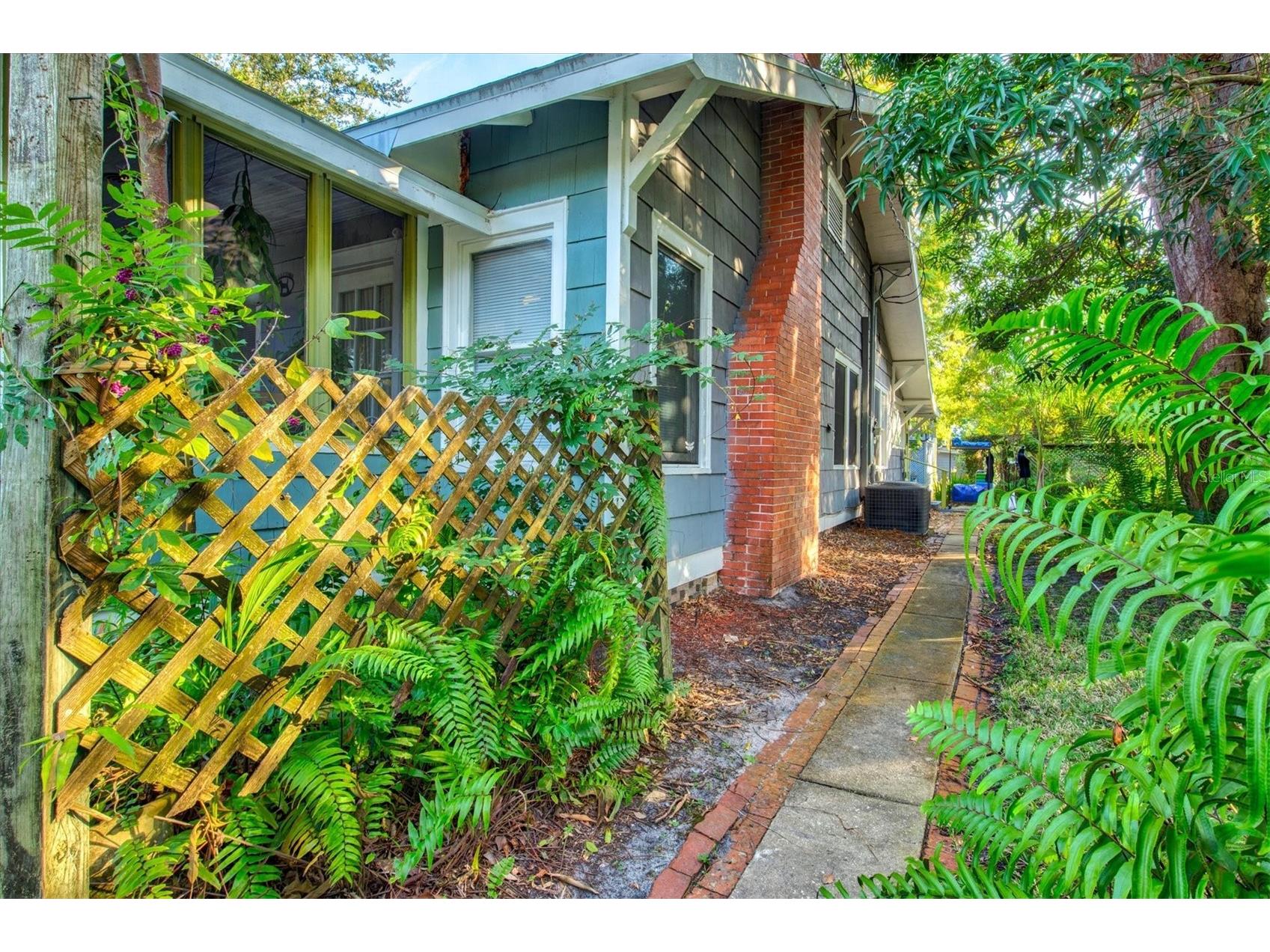 2121 7th Avenue W Bradenton FL 34205 A4673407 image26