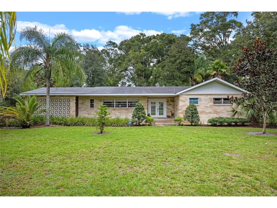 2121 Anchor Avenue Deland FL 32720 V4938426 image1