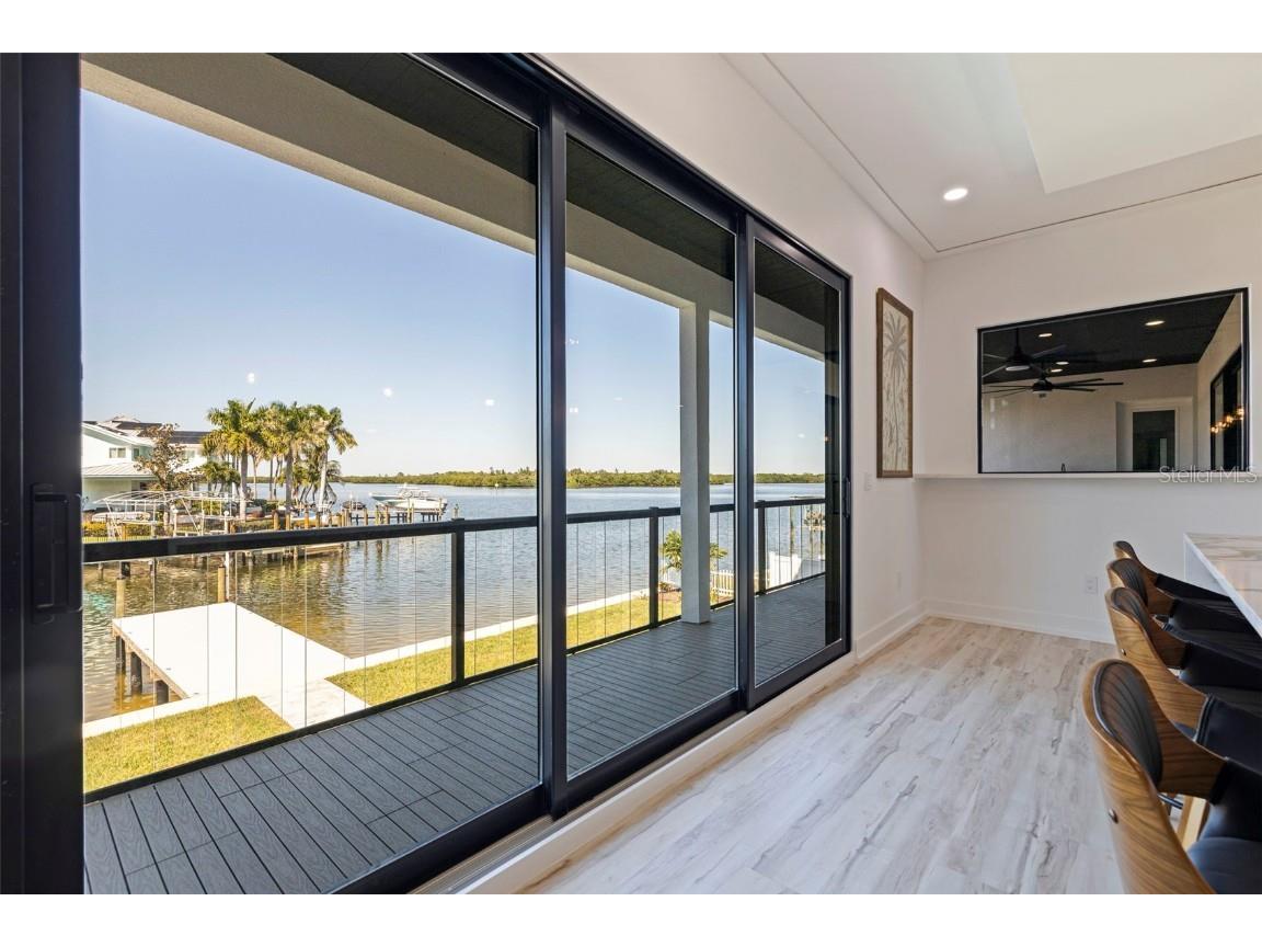 2121 Bayou Grande Boulevard NE Saint Petersburg FL 33703 U8253104 image18