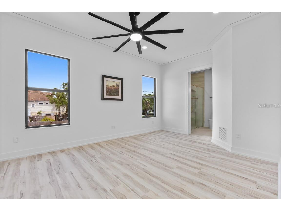 2121 Bayou Grande Boulevard NE Saint Petersburg FL 33703 U8253104 image30