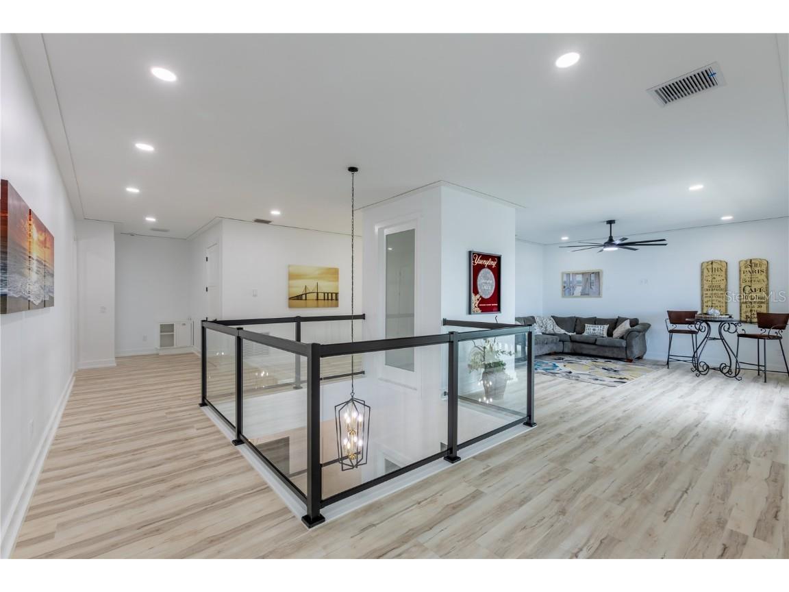 2121 Bayou Grande Boulevard NE Saint Petersburg FL 33703 U8253104 image43