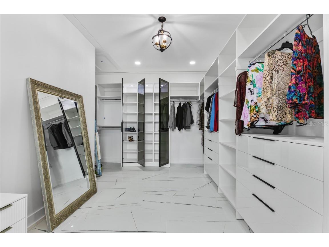 2121 Bayou Grande Boulevard NE Saint Petersburg FL 33703 U8253104 image53