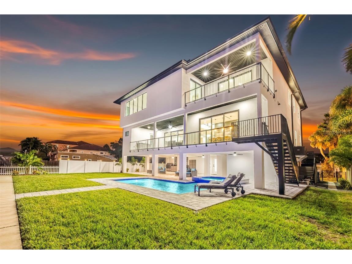 2121 Bayou Grande Boulevard NE Saint Petersburg FL 33703 U8253104 image68