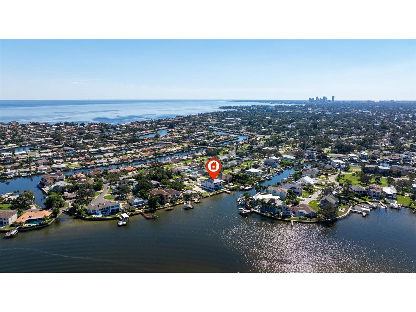 2121 Bayou Grande Boulevard NE Saint Petersburg FL 33703 U8253104 image80