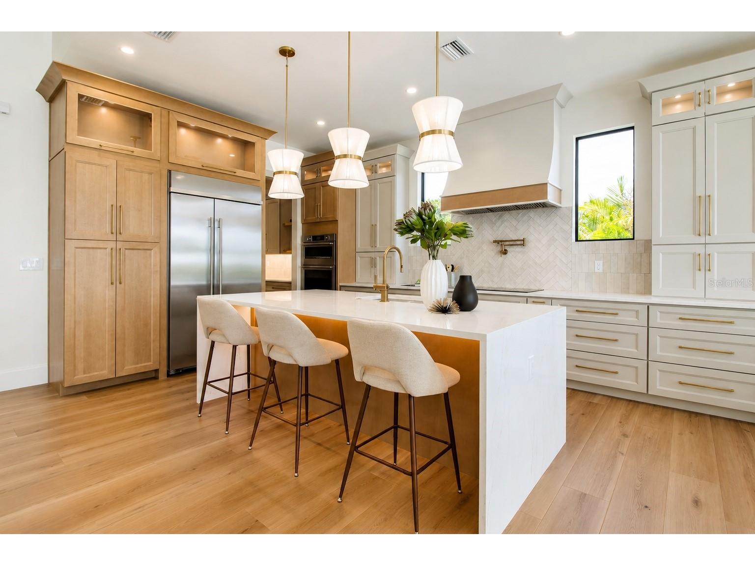 2121 Clematis Court Sarasota FL 34239 A4692569 image16