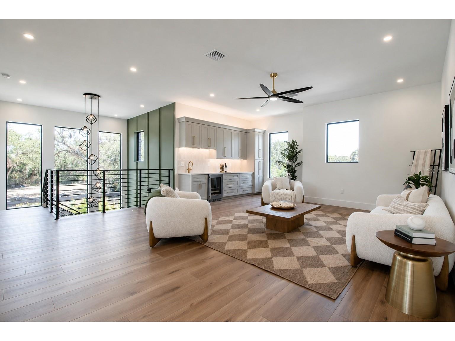 2121 Clematis Court Sarasota FL 34239 A4692569 image38