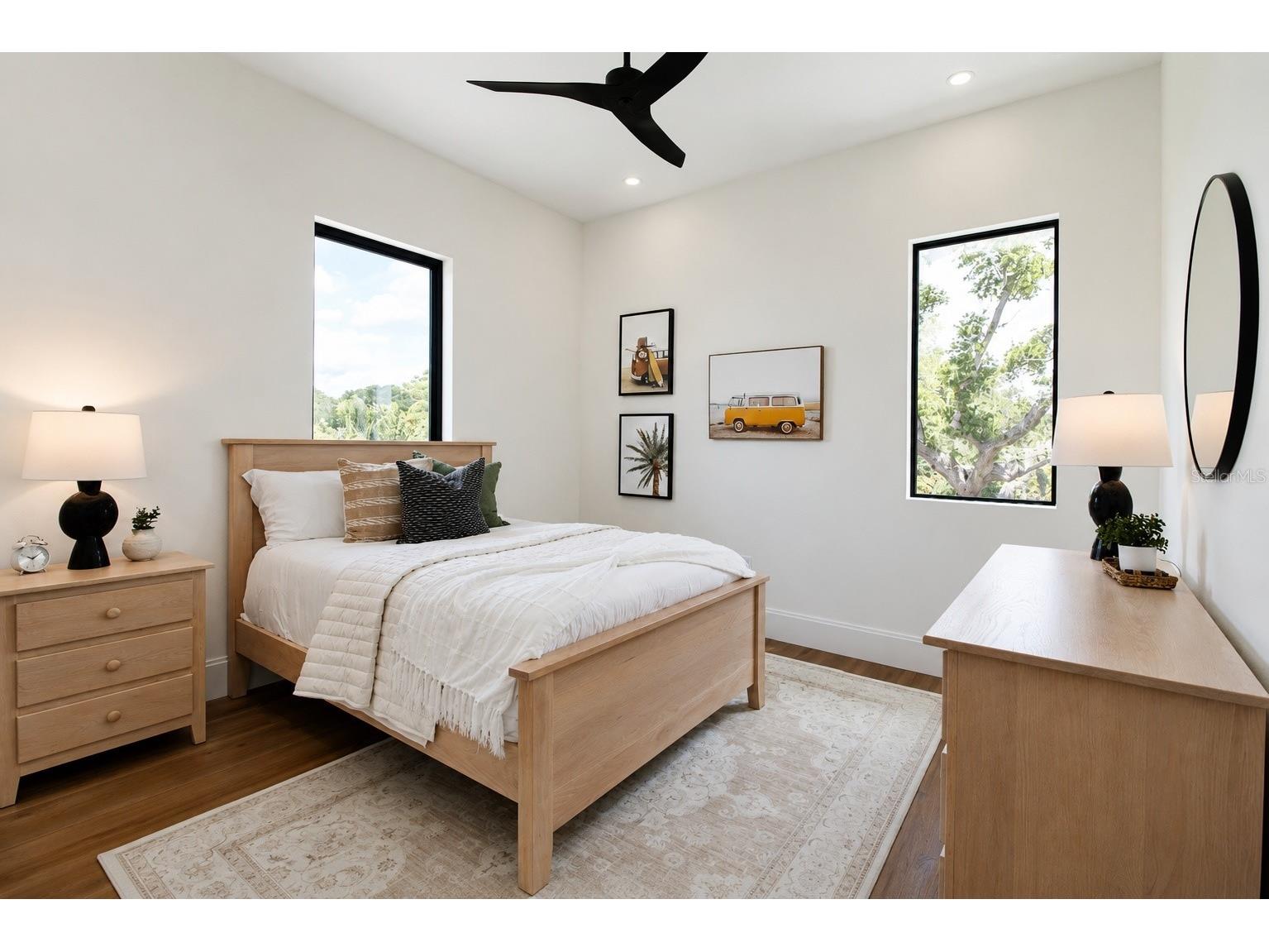 2121 Clematis Court Sarasota FL 34239 A4692569 image43