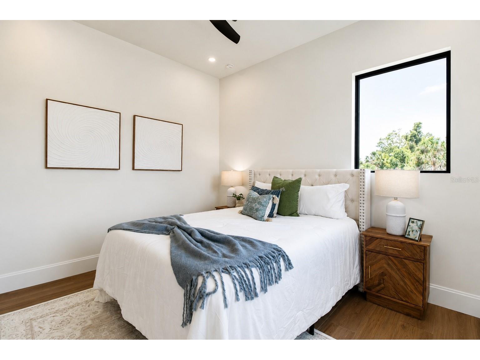 2121 Clematis Court Sarasota FL 34239 A4692569 image48