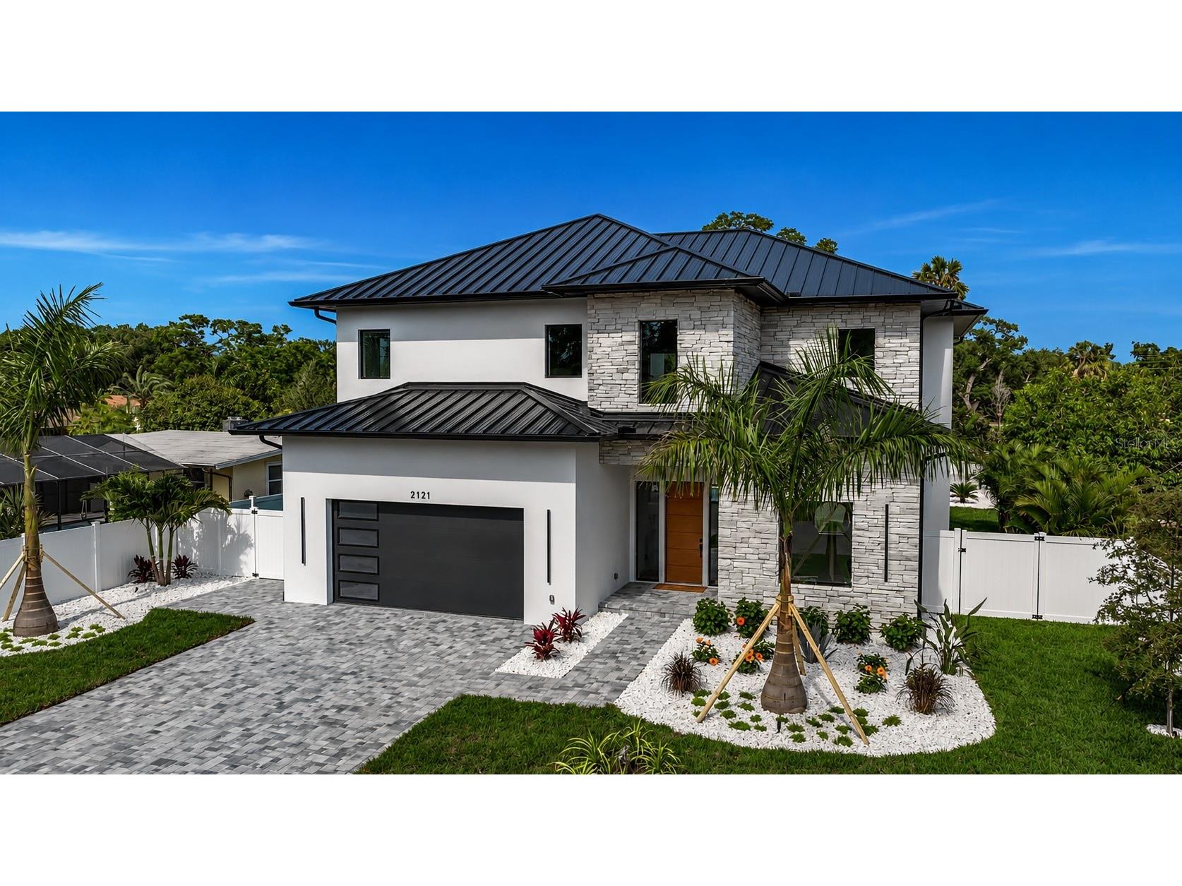 2121 Clematis Court Sarasota FL 34239 A4692569 image5