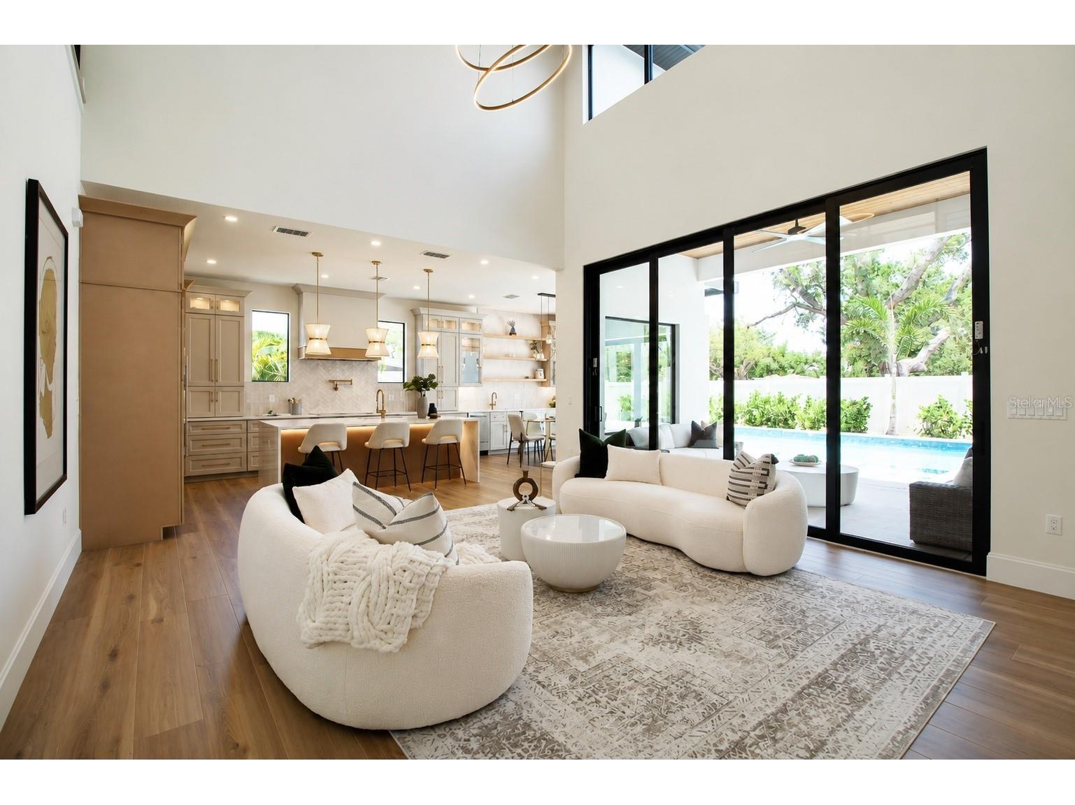 2121 Clematis Court Sarasota FL 34239 A4692569 image9