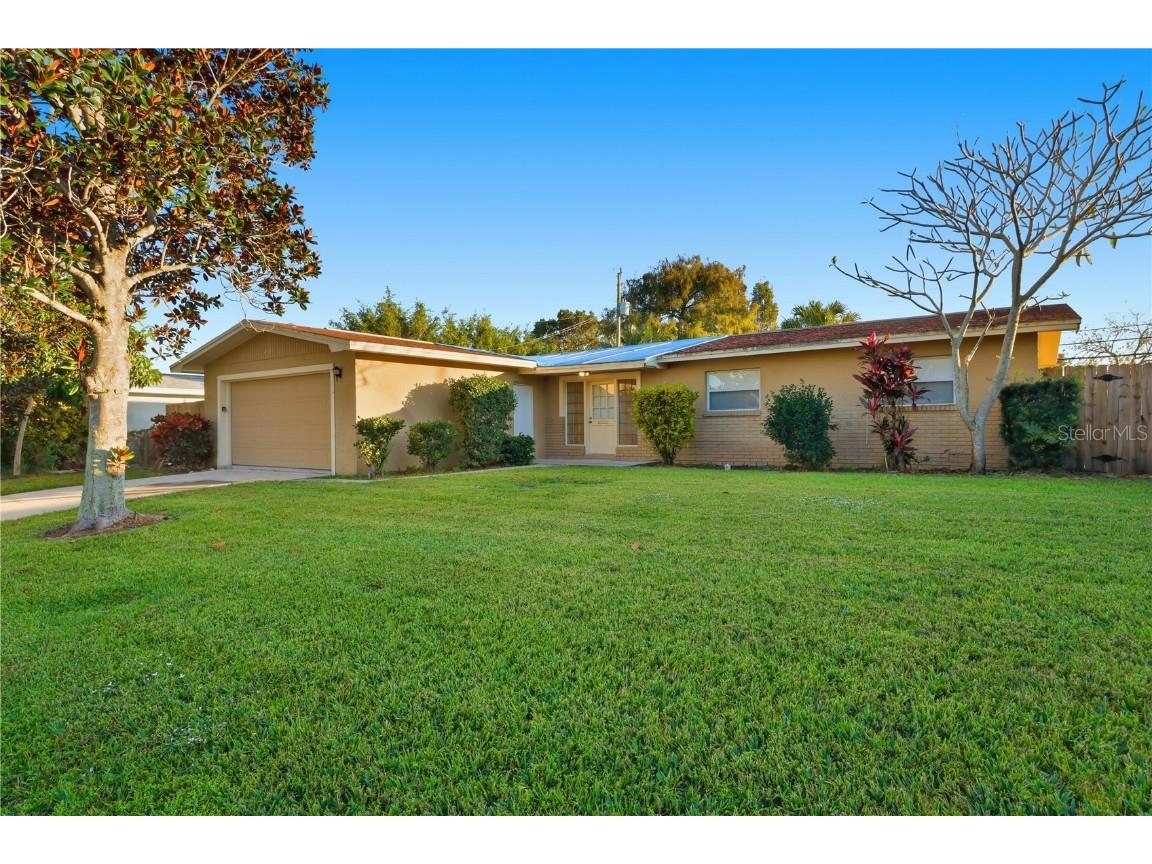 2121 Colony Melbourne FL 32935 O6366934 image1