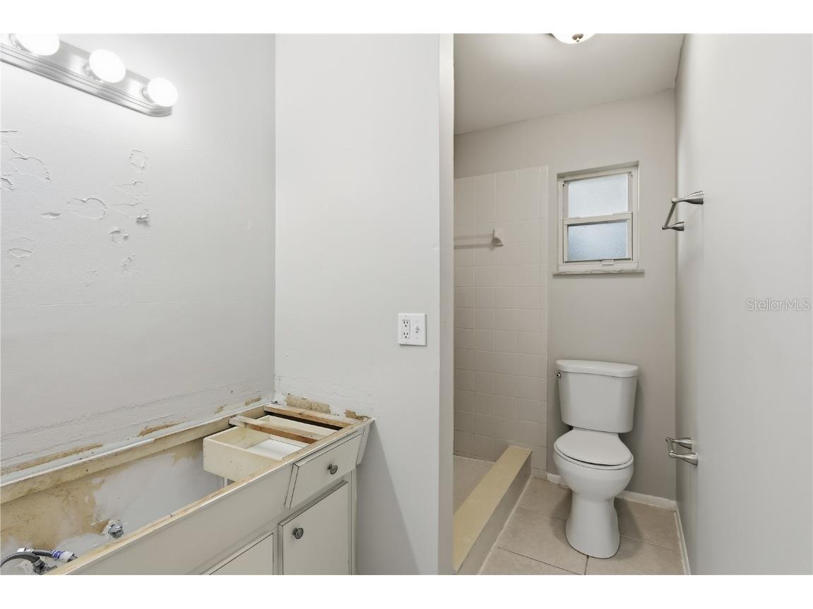 2121 Colony Melbourne FL 32935 O6366934 image21