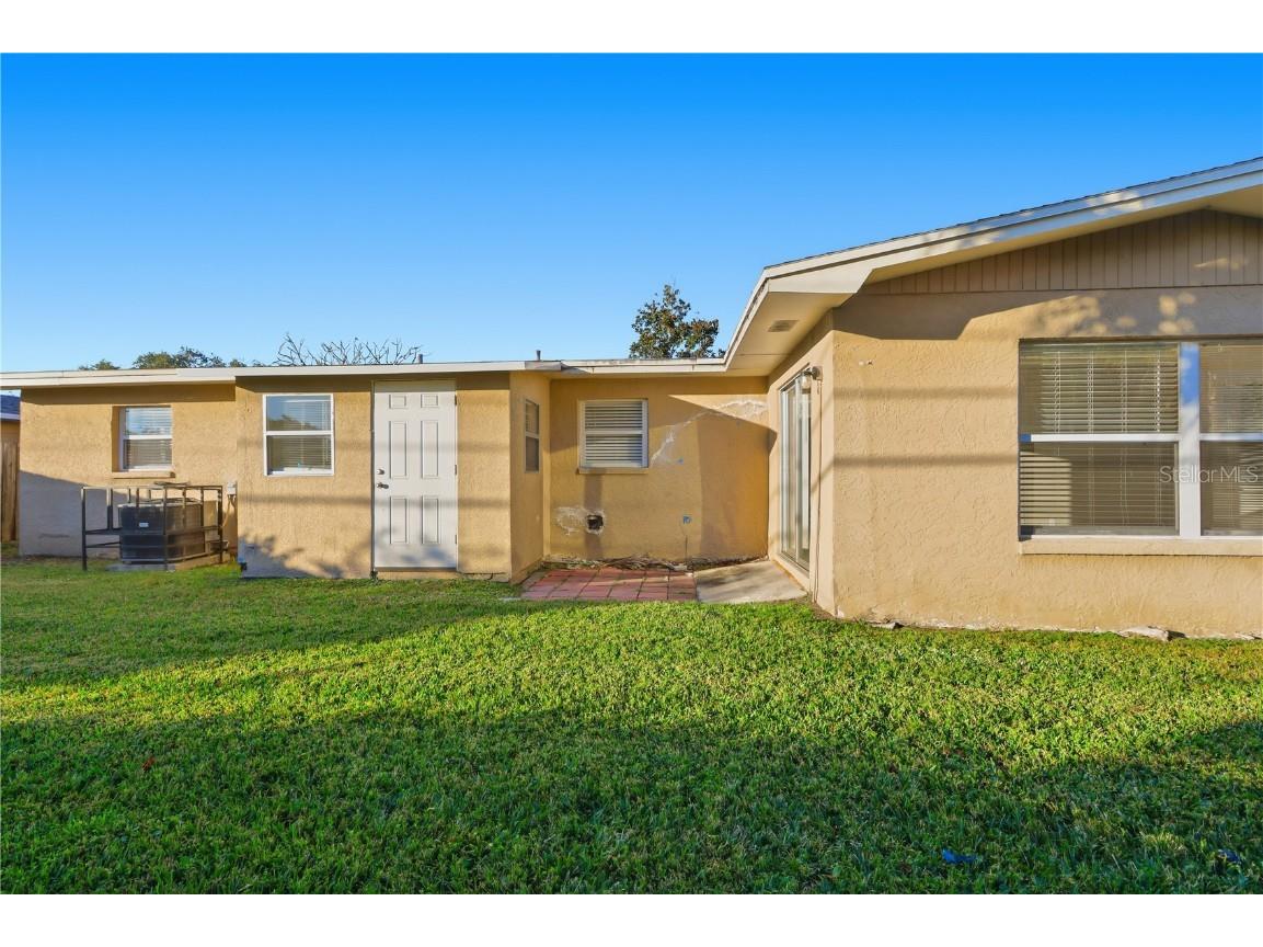 2121 Colony Melbourne FL 32935 O6366934 image29