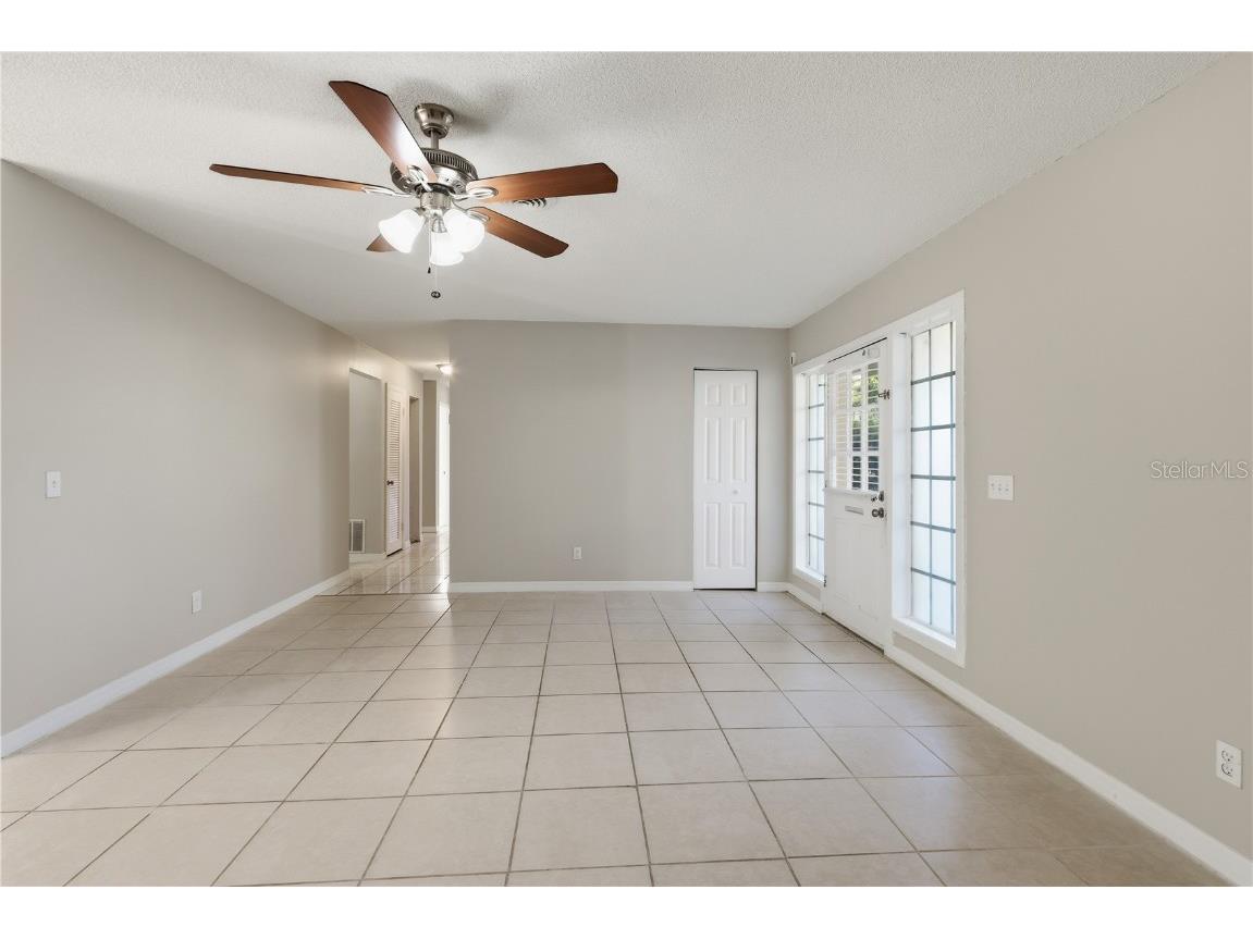 2121 Colony Melbourne FL 32935 O6366934 image5