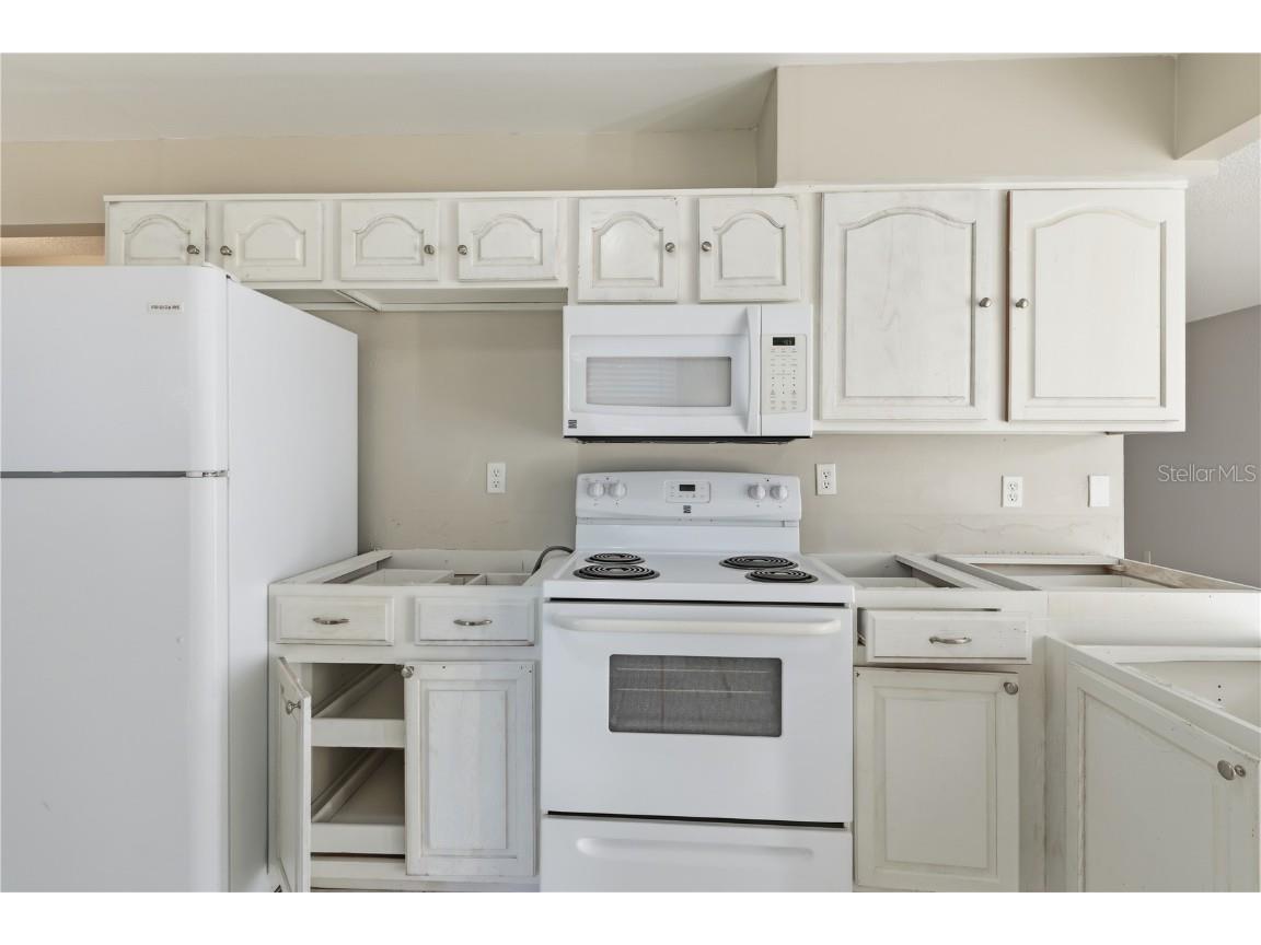 2121 Colony Melbourne FL 32935 O6366934 image9