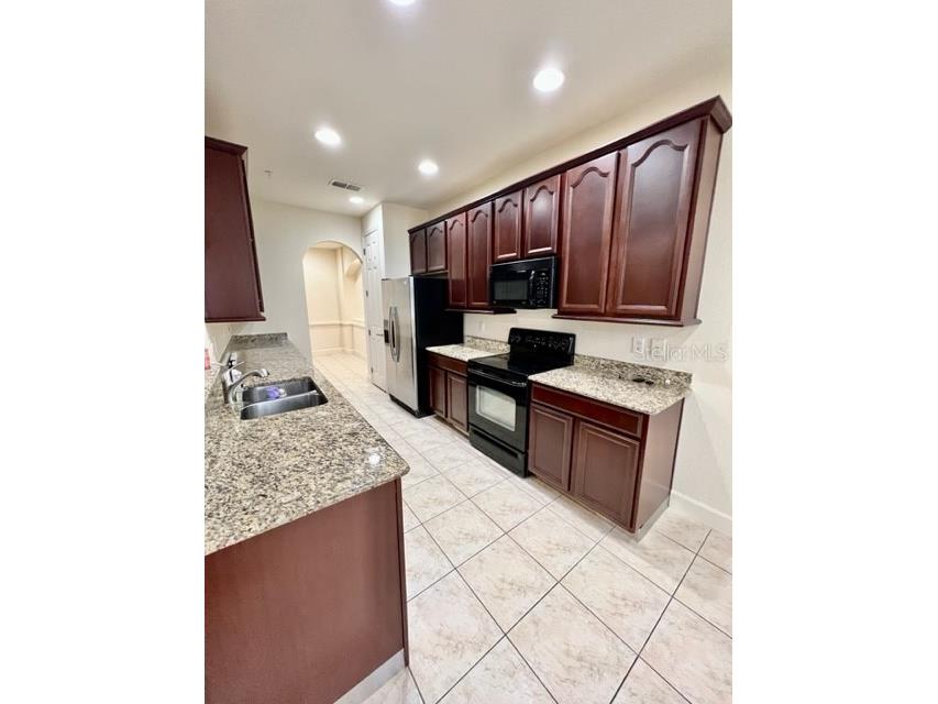 2121 Falmouth Court Kissimmee FL 34741 S5149871 image4