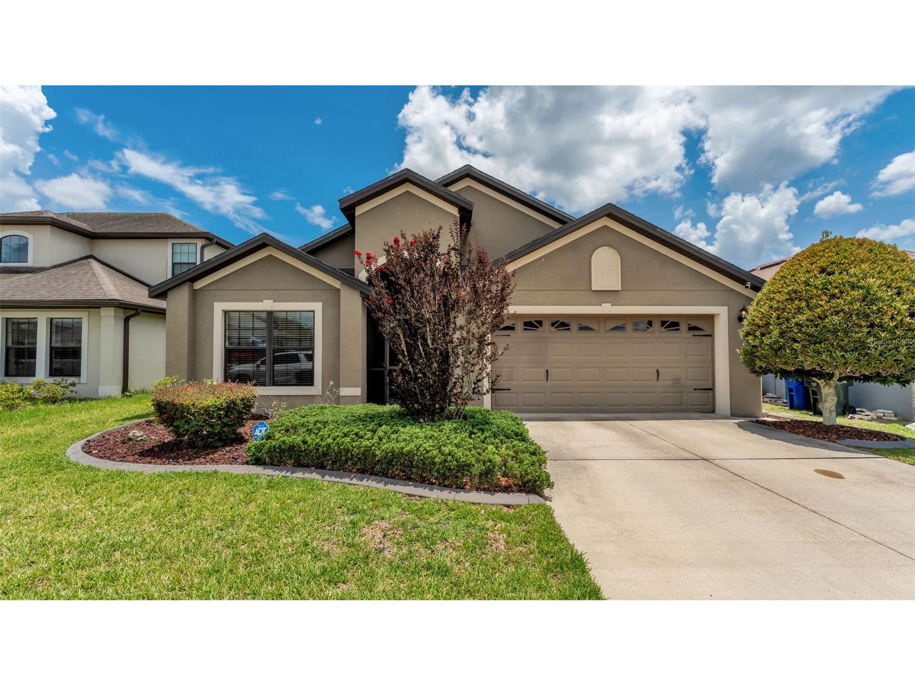 2121 Geneva Drive Lakeland FL 33805 - LAKE PEGGY L4962271 image1