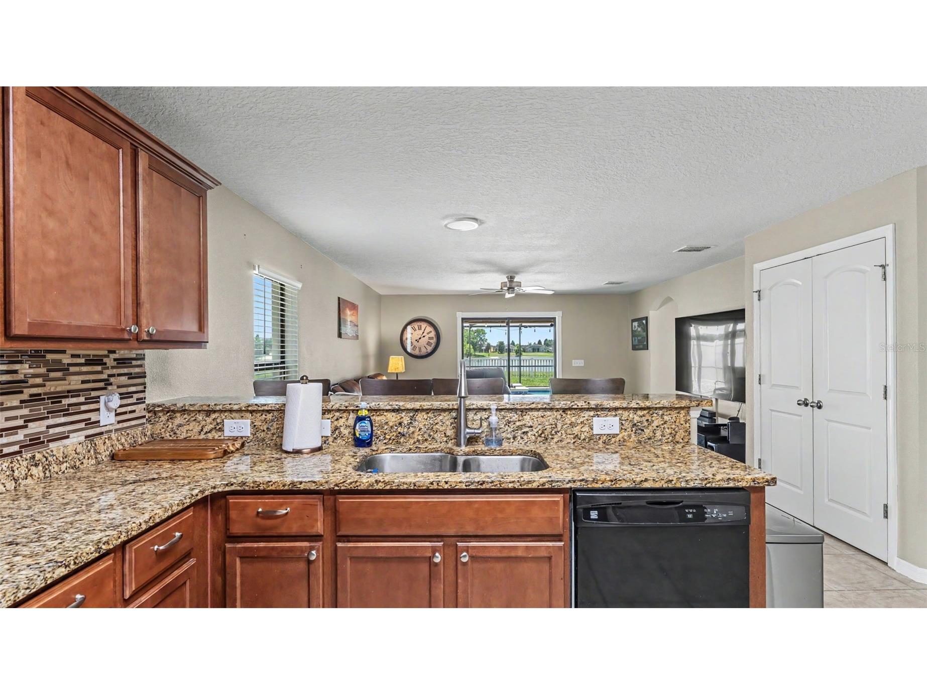 2121 Geneva Drive Lakeland FL 33805 - LAKE PEGGY L4962271 image10