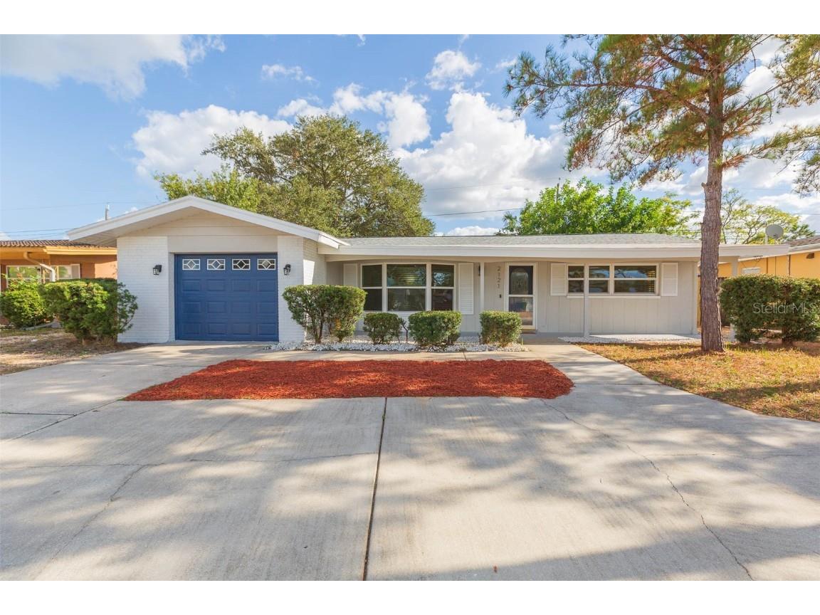 2121 Greenbriar Boulevard Clearwater FL 33763 TB8455316 image2