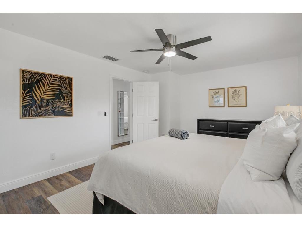 2121 Greenbriar Boulevard Clearwater FL 33763 TB8455316 image30