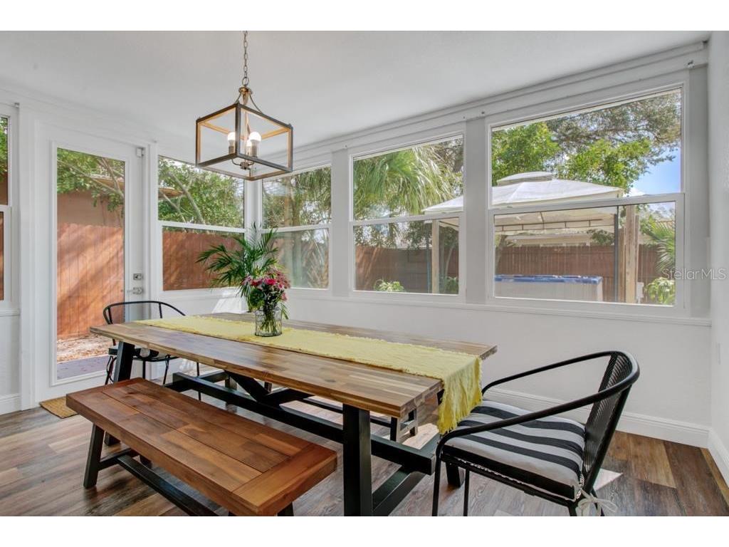 2121 Greenbriar Boulevard Clearwater FL 33763 TB8478923 image18