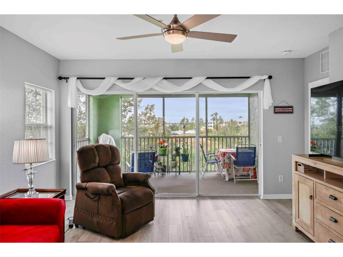 2121 Heron Lake Drive #301 Punta Gorda FL 33983 D6140133 image11