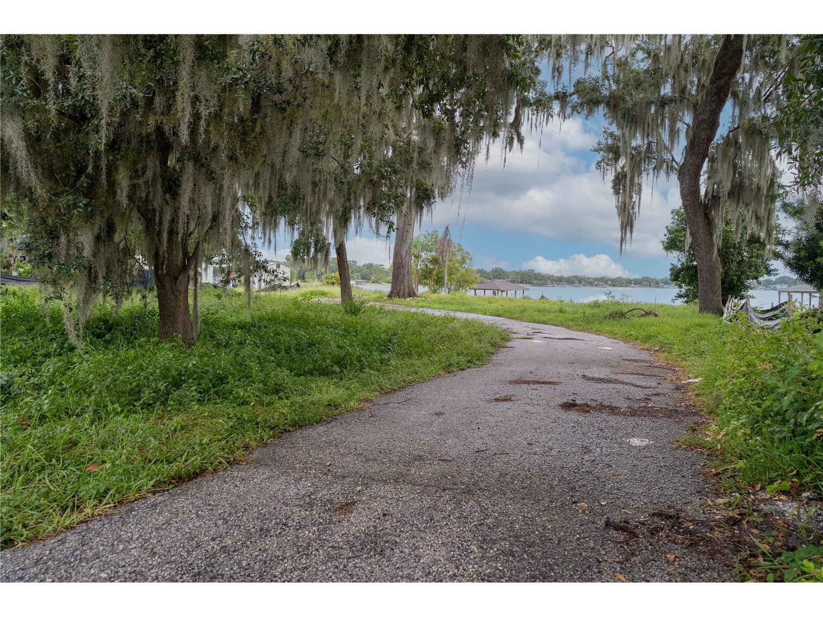 2121 Nela Avenue Belle Isle FL 32809 - LAKE CONWAY CHAIN OF LAKES O6375302 image1
