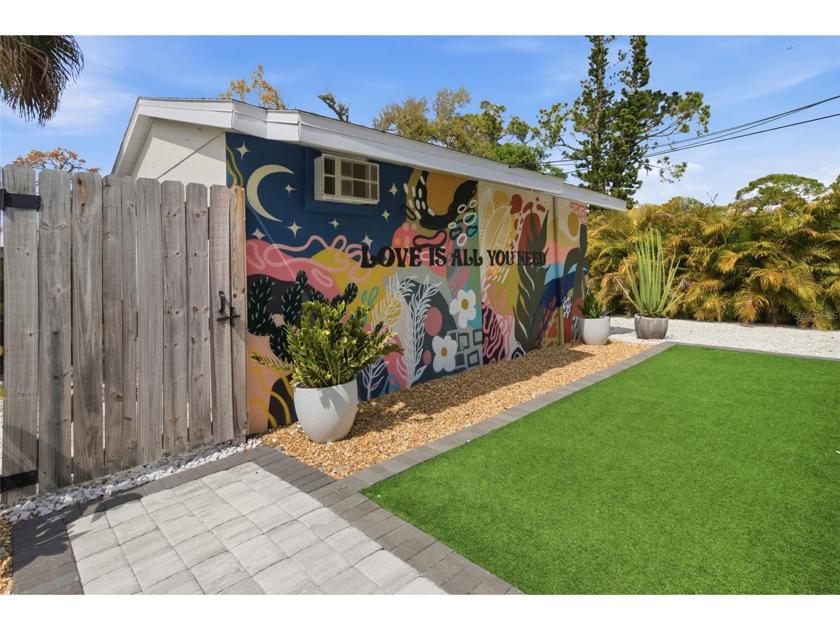 2121 Palm Terrace Sarasota FL 34231 A4684433 image36