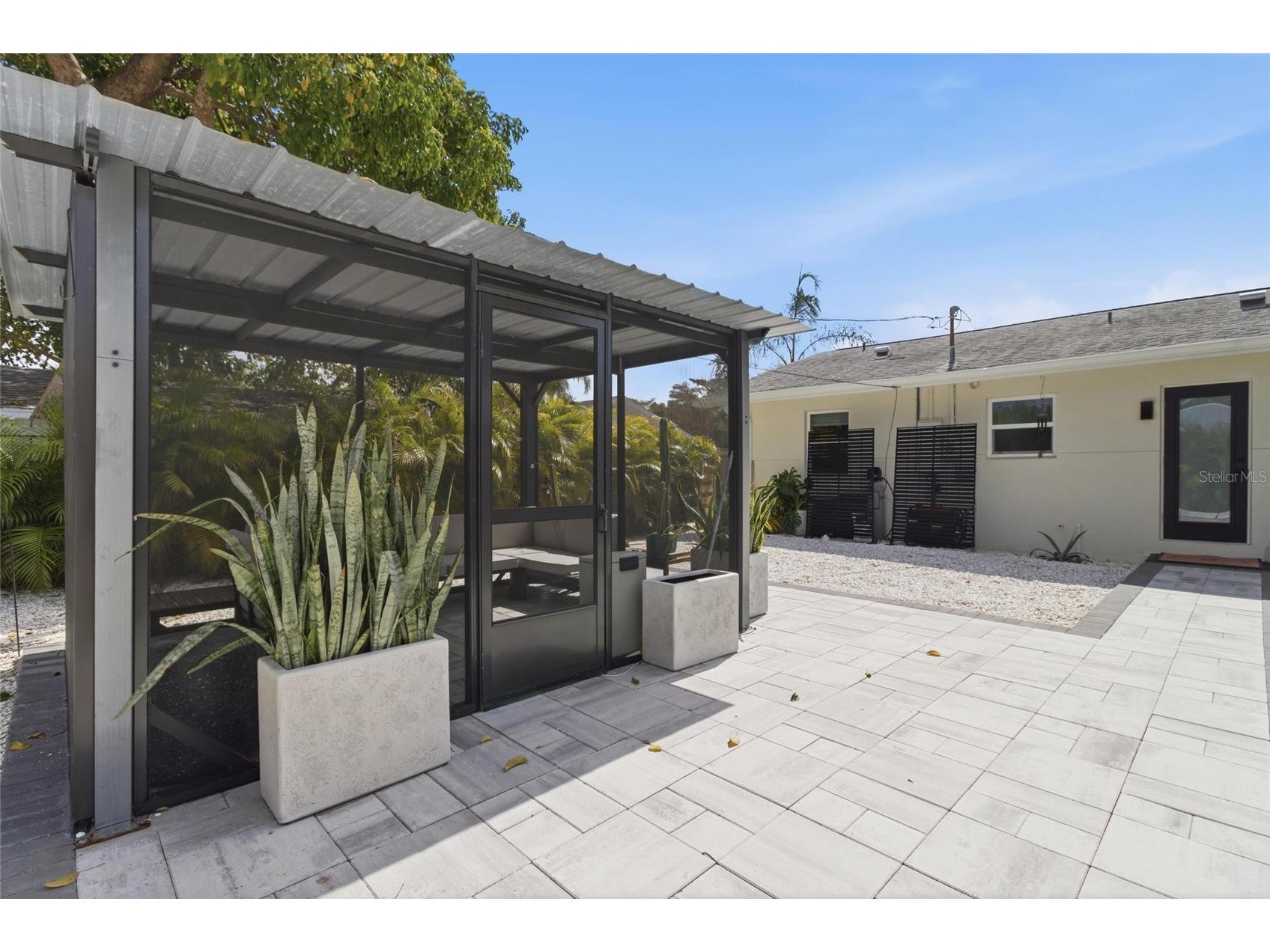 2121 Palm Terrace Sarasota FL 34231 A4684433 image38