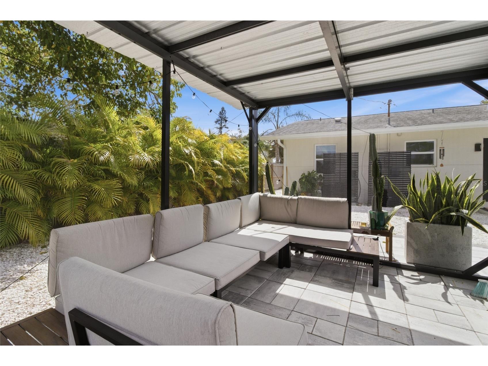 2121 Palm Terrace Sarasota FL 34231 A4684433 image41