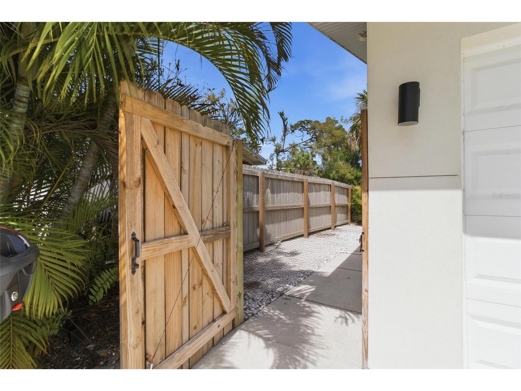 2121 Palm Terrace Sarasota FL 34231 A4684433 image45