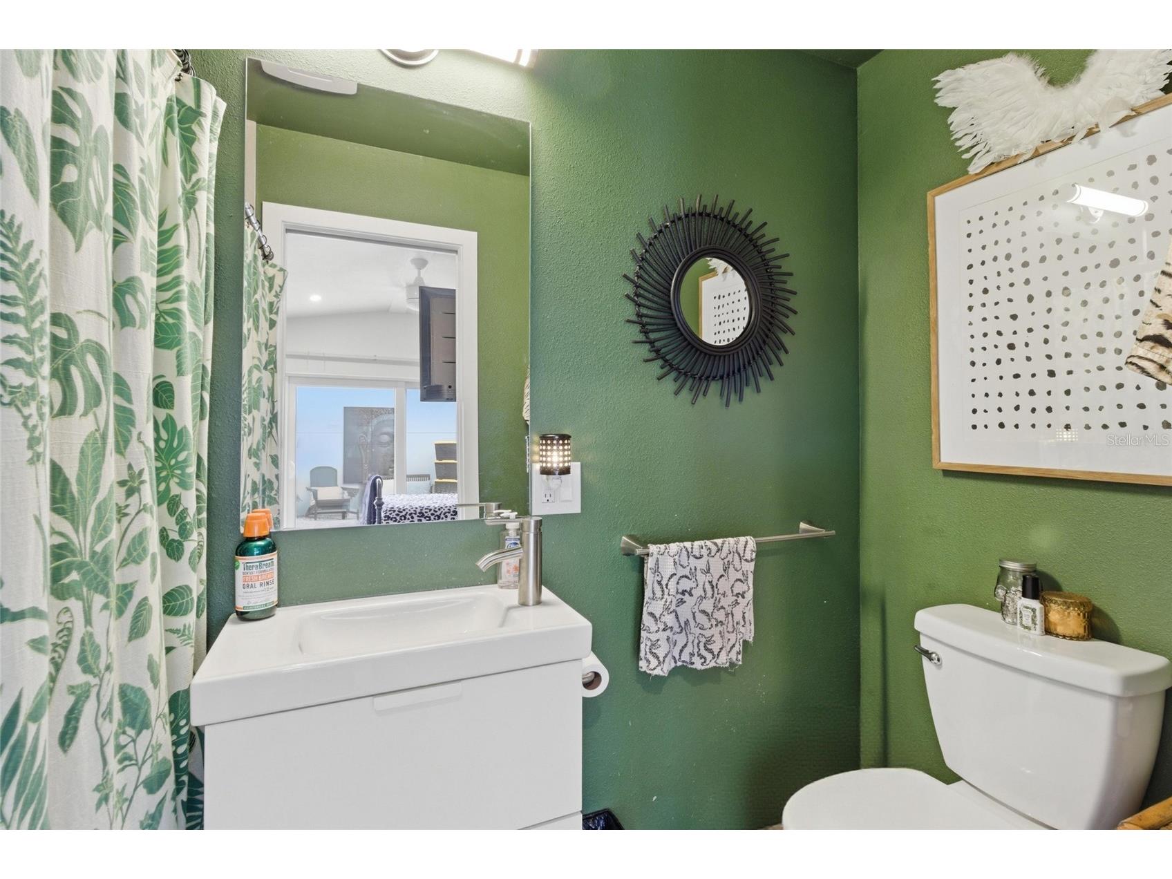 2121 Palm Terrace Sarasota FL 34231 A4684433 image53