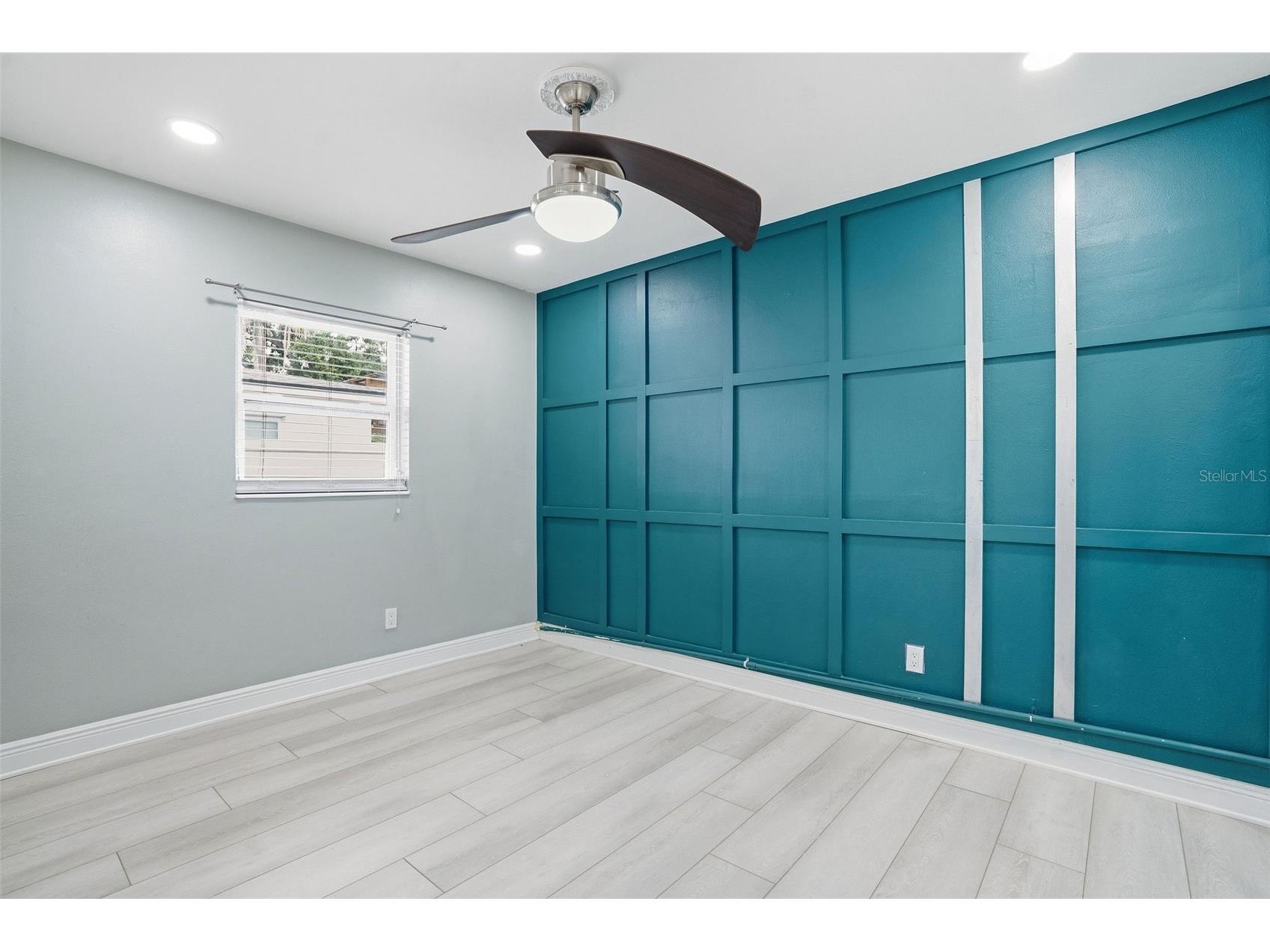 2121 Park Street N Saint Petersburg FL 33710 TB8493120 image13