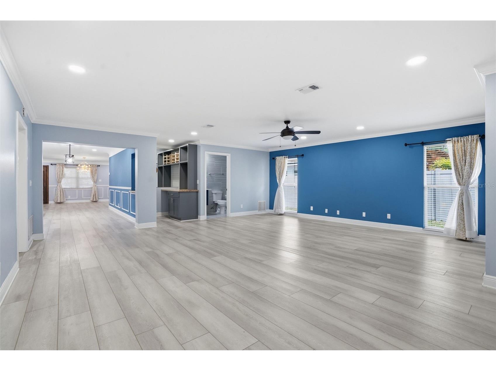 2121 Park Street N Saint Petersburg FL 33710 TB8493120 image17