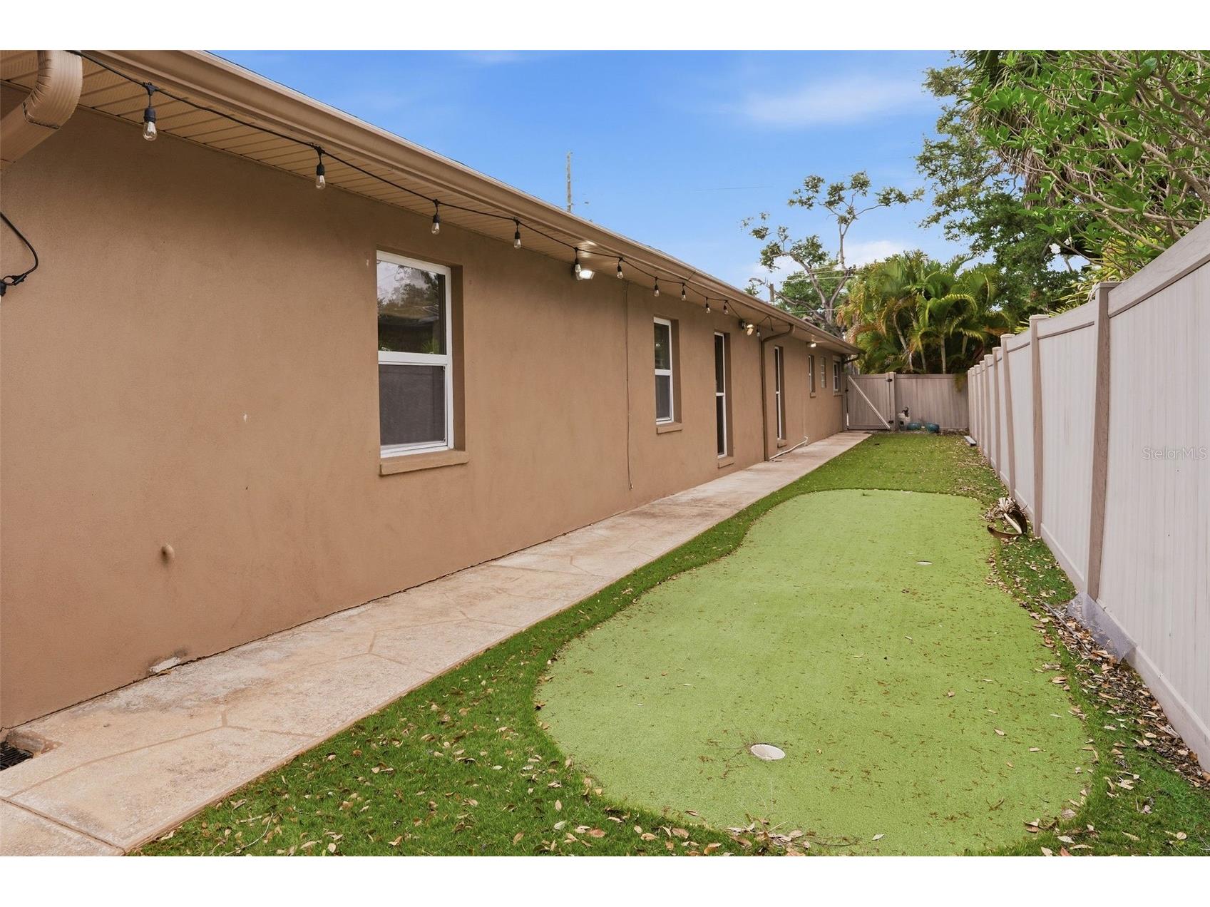 2121 Park Street N Saint Petersburg FL 33710 TB8493120 image36