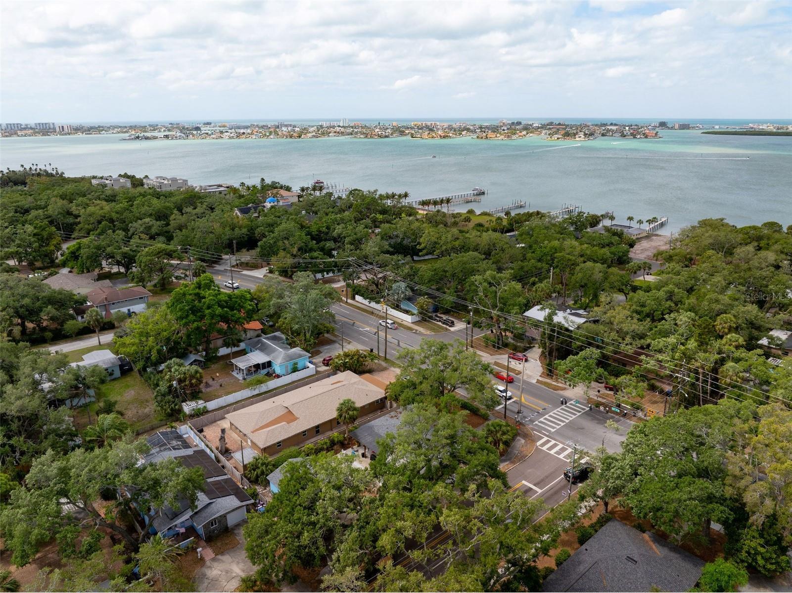 2121 Park Street N Saint Petersburg FL 33710 TB8493120 image39