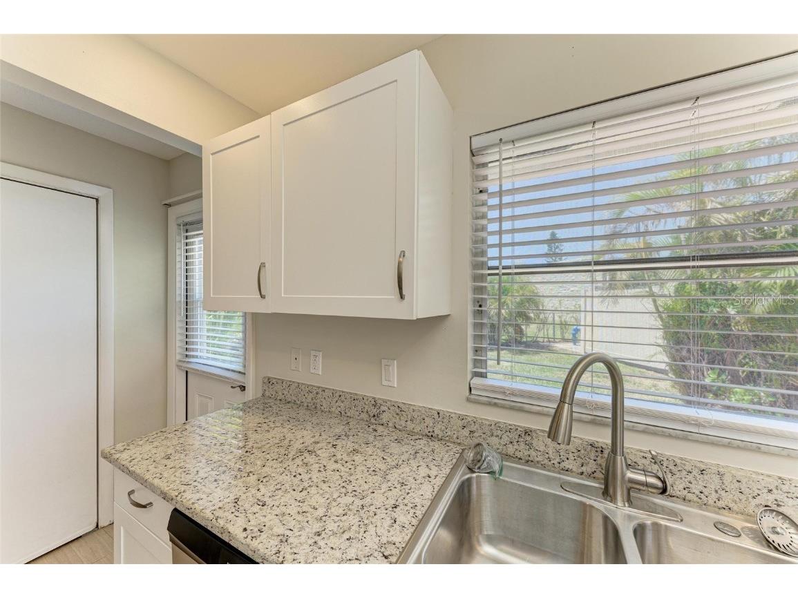 2121 Pueblo Circle #V6 Sarasota FL 34231 A4649546 image13