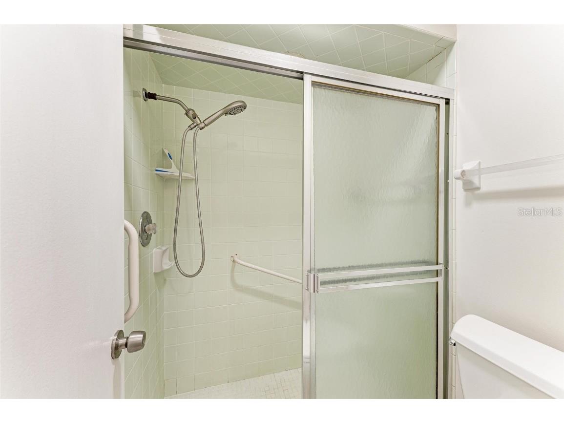 2121 Pueblo Circle #V6 Sarasota FL 34231 A4649546 image24