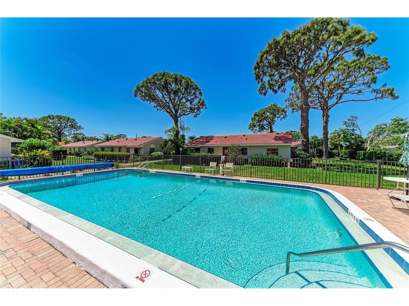 2121 Pueblo Circle #V6 Sarasota FL 34231 A4672467 image13