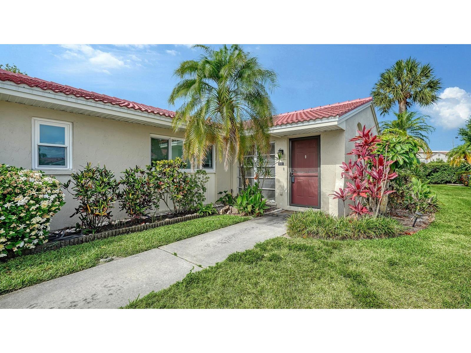 2121 Pueblo Circle #V6 Sarasota FL 34231 A4692375 image2