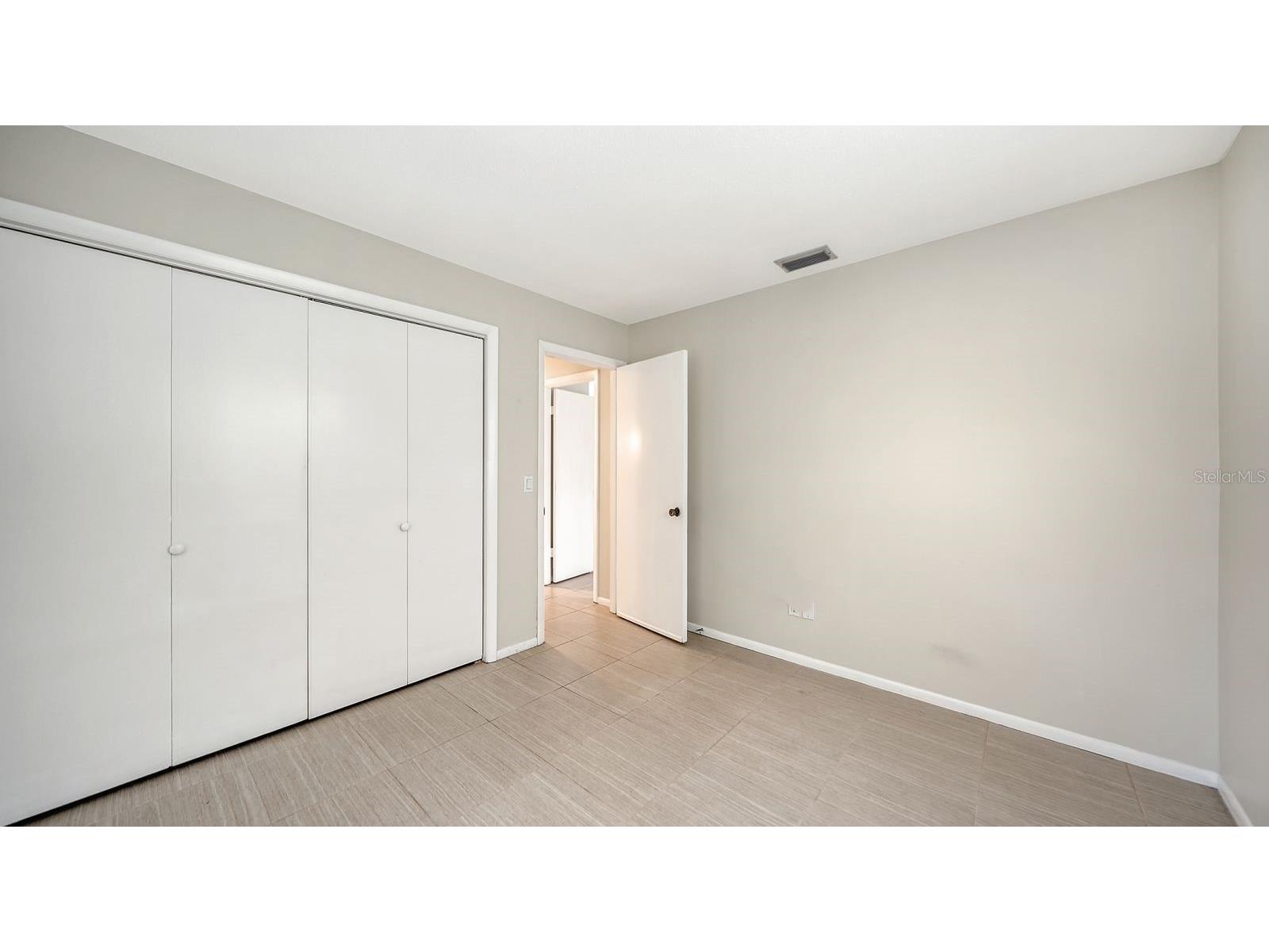 2121 Pueblo Circle #V6 Sarasota FL 34231 A4692375 image32