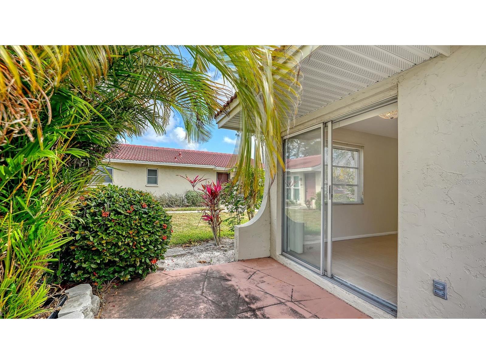2121 Pueblo Circle #V6 Sarasota FL 34231 A4692375 image40