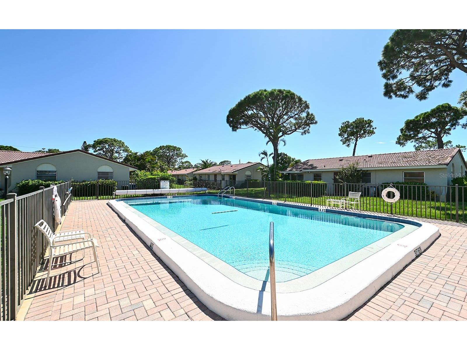 2121 Pueblo Circle #V6 Sarasota FL 34231 A4692375 image43