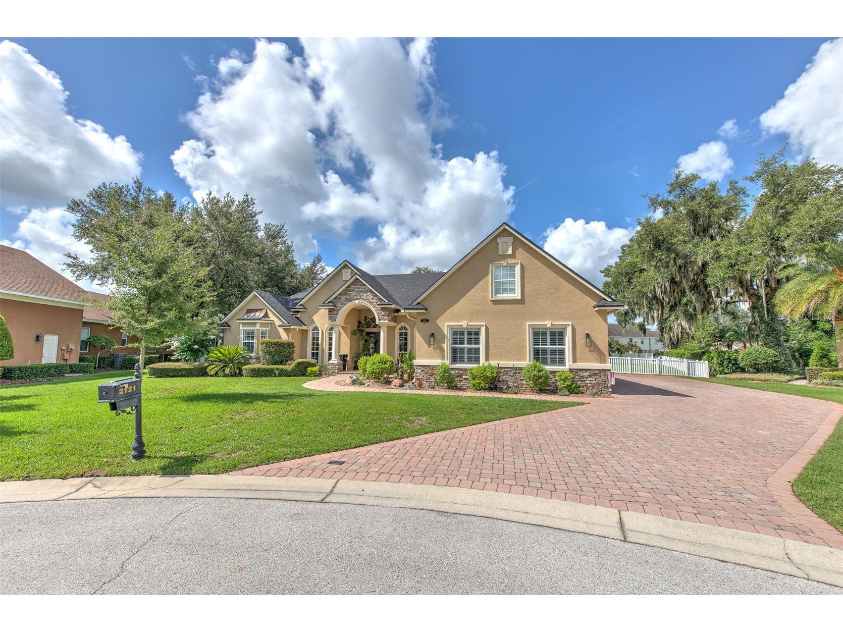 2121 Southern Oaks Lane Lakeland FL 33813 TB8526317 image2