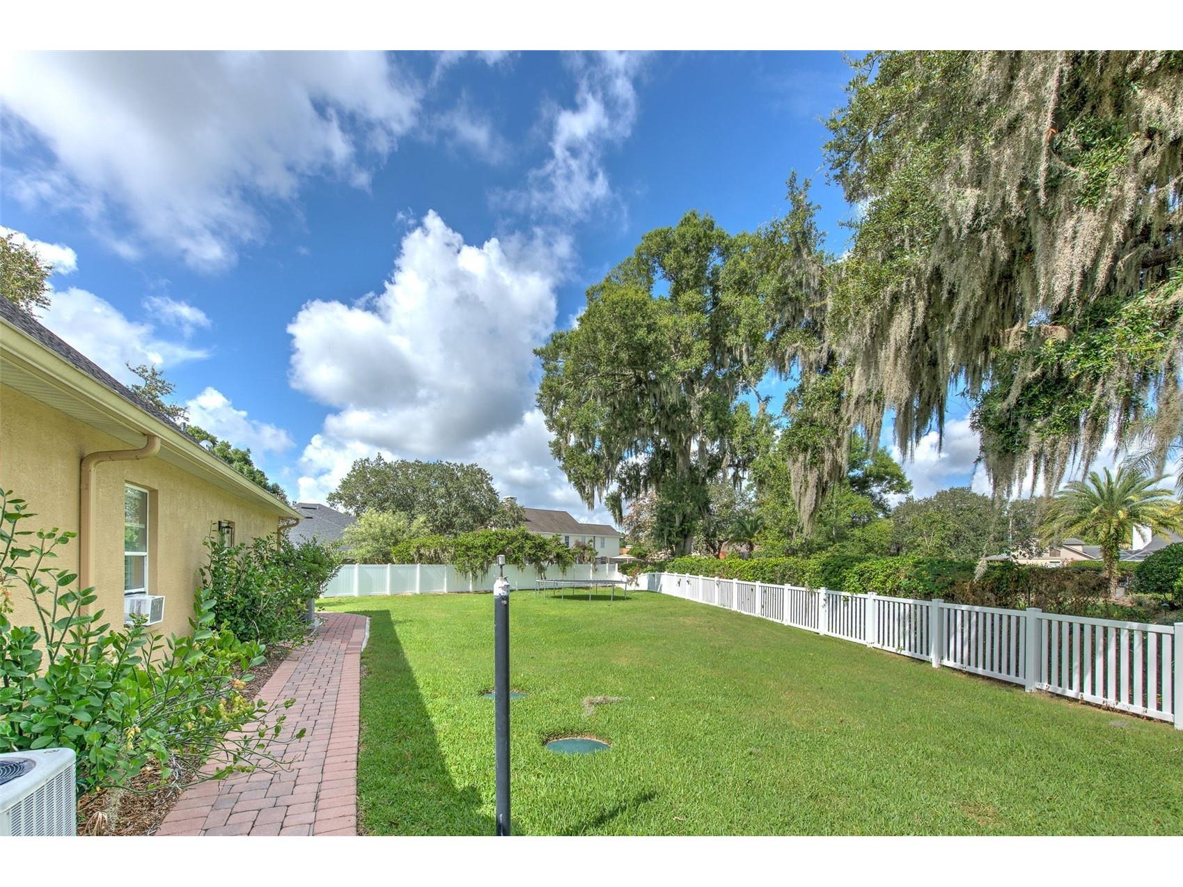 2121 Southern Oaks Lane Lakeland FL 33813 TB8526317 image74