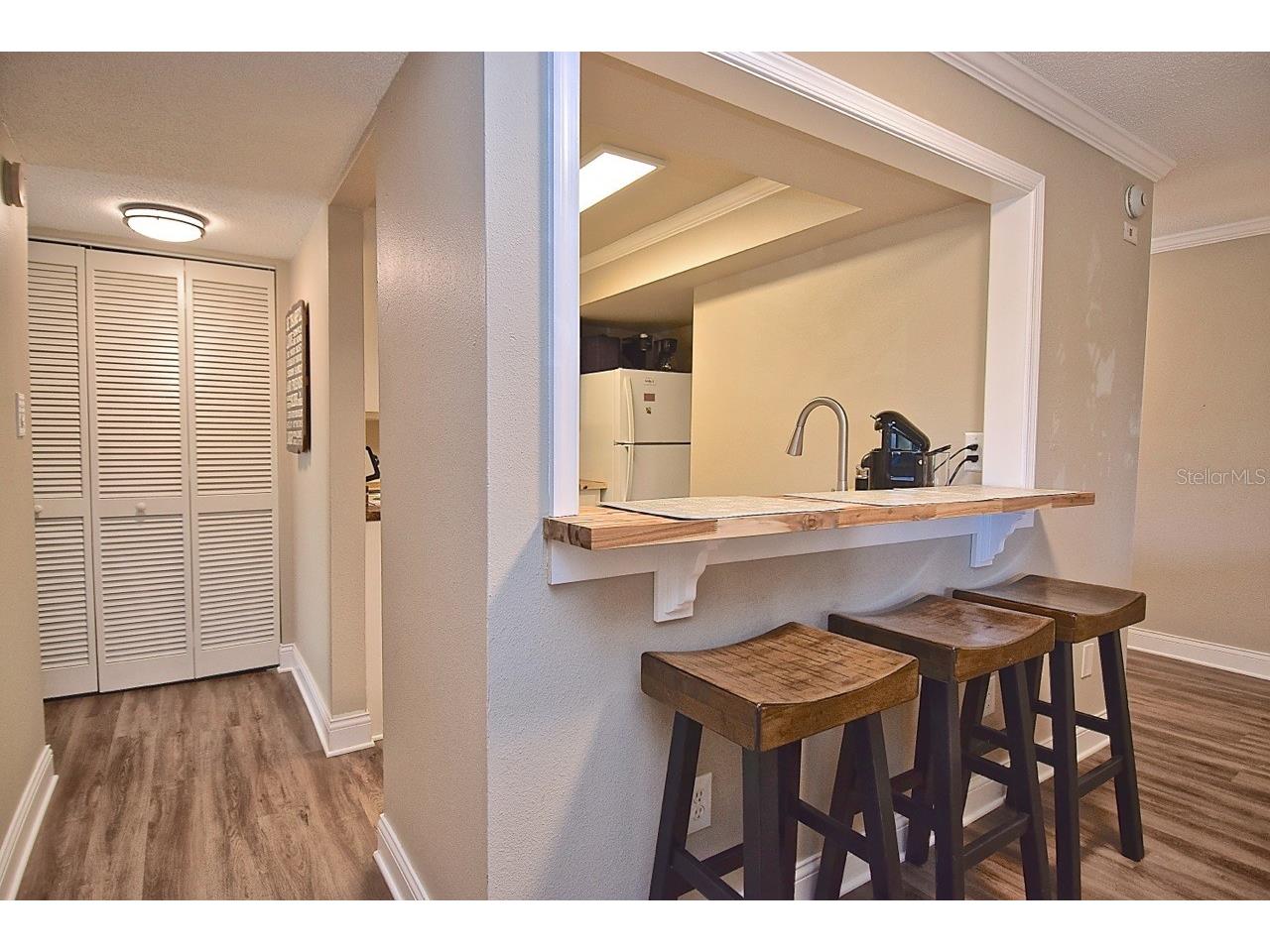 2121 Wood Street #201 Sarasota FL 34237 A4687914 image18